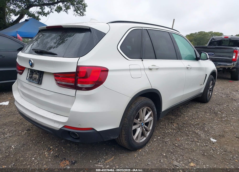 2015 BMW X5 VIN: 5UXKR0C52F0P13527