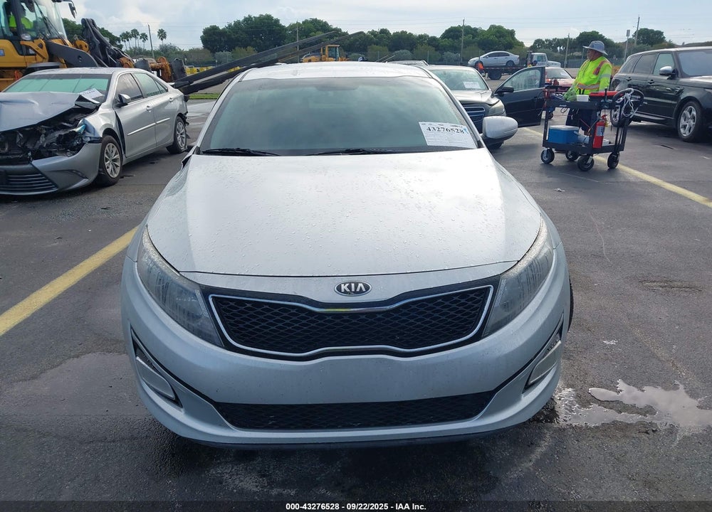 2015 KIA OPTIMA VIN: 5XXGM4A70FG467366