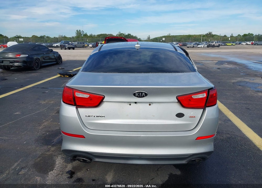 2015 KIA OPTIMA VIN: 5XXGM4A70FG467366