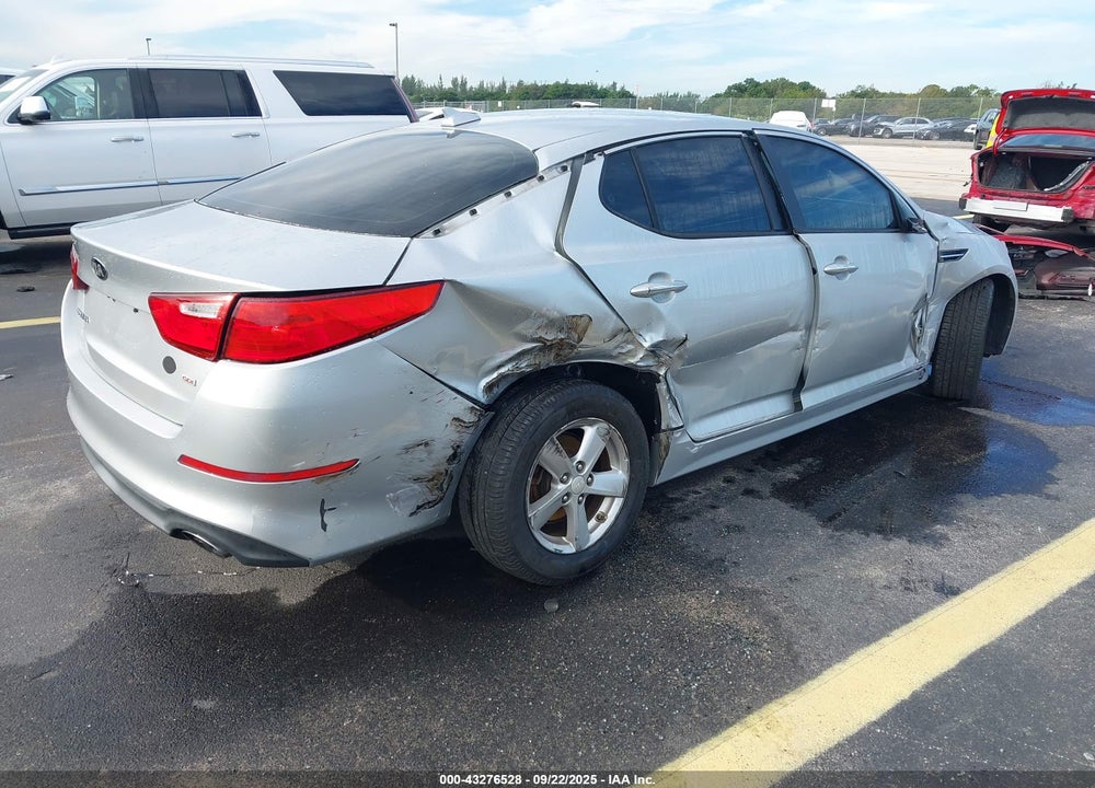 2015 KIA OPTIMA VIN: 5XXGM4A70FG467366