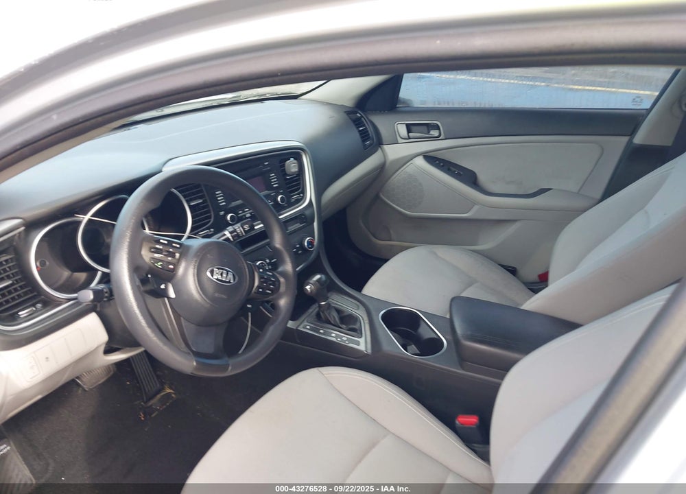 2015 KIA OPTIMA VIN: 5XXGM4A70FG467366
