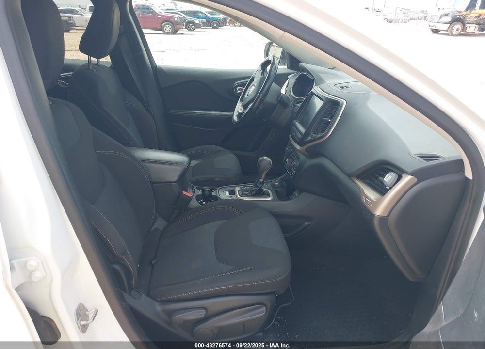 2016 JEEP CHEROKEE LATITUDE VIN: 1C4PJMCB1GW156720