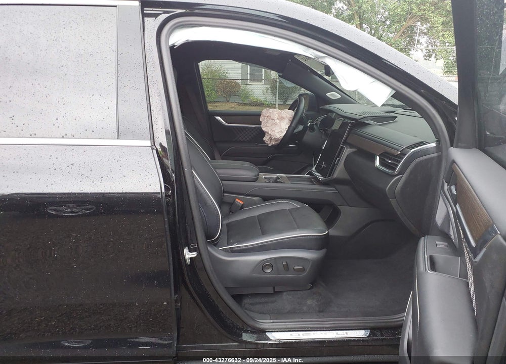 2024 GMC ACADIA AWD DENALI VIN: 1GKENRKS5RJ156525