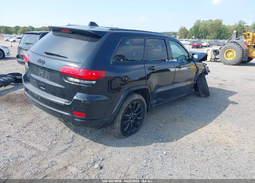 2018 JEEP GRAND CHEROKEE ALTITUDE 4X4 VIN: 1C4RJFAG7JC465748