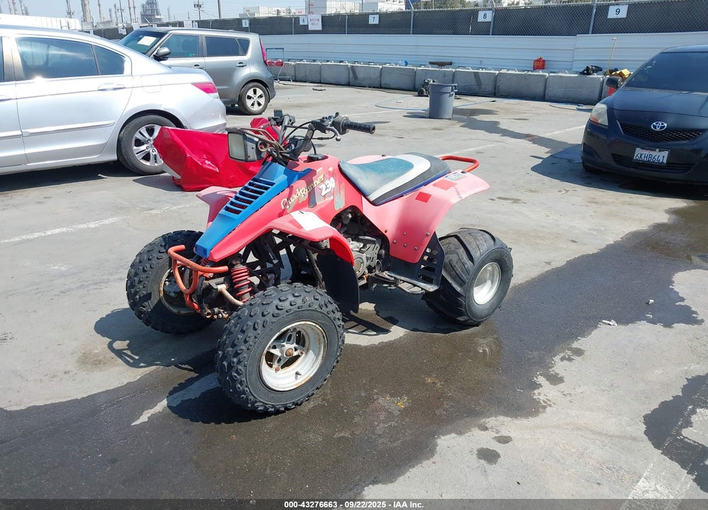 1992 SUZUKI LT230 VIN: JSAAJ46A1N2100378