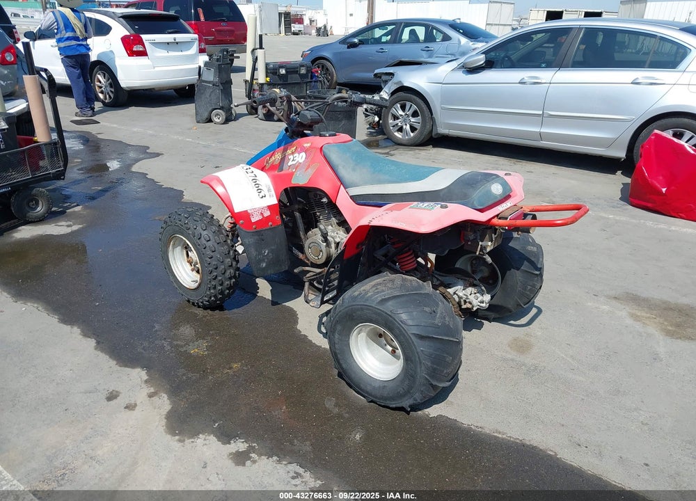 1992 SUZUKI LT230 VIN: JSAAJ46A1N2100378