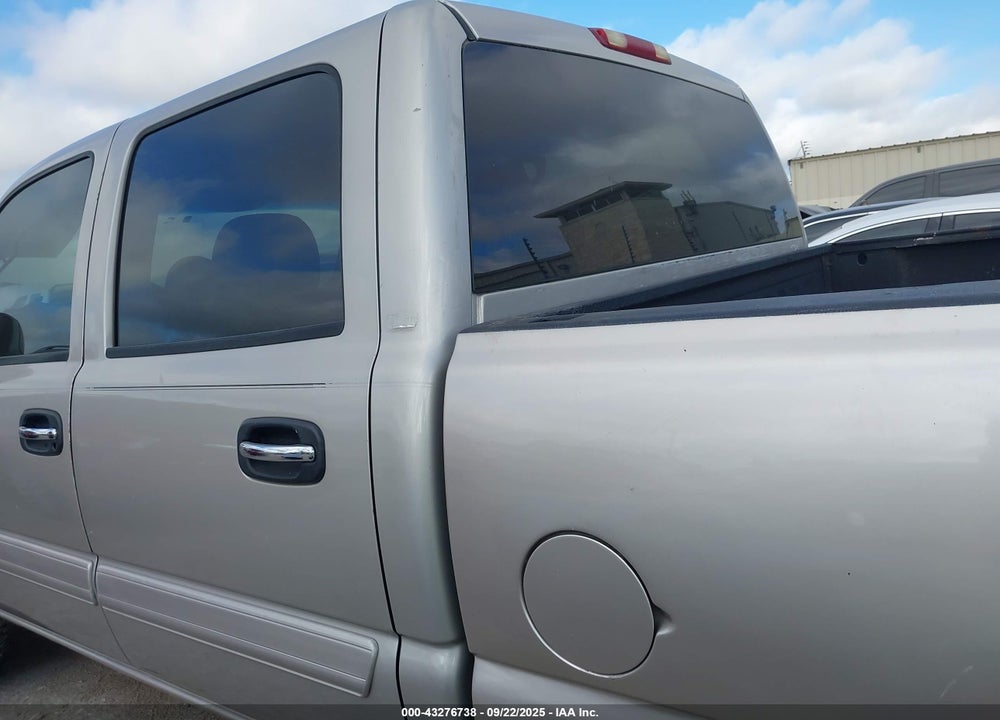 2005 CHEVROLET SILVERADO 2500HD LS VIN: 1GCHK23U35F837207