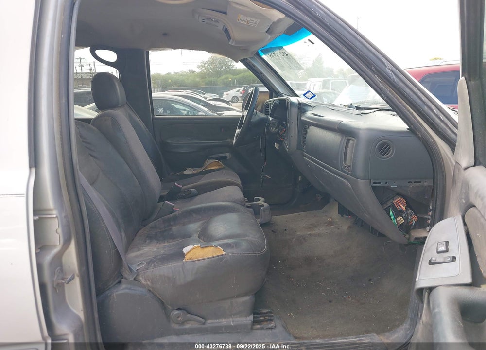 2005 CHEVROLET SILVERADO 2500HD LS VIN: 1GCHK23U35F837207