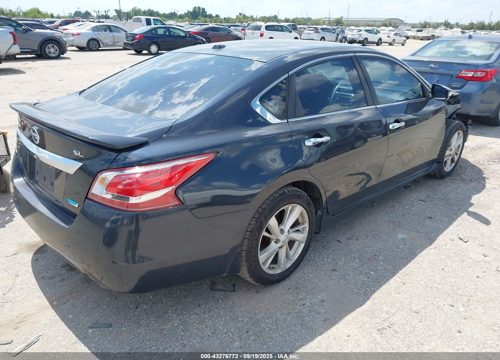 2013 NISSAN ALTIMA VIN: 1N4AL3AP0DN450884