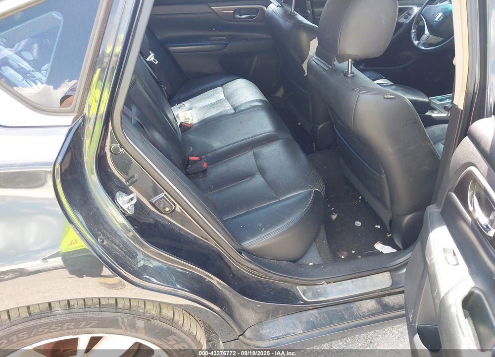 2013 NISSAN ALTIMA VIN: 1N4AL3AP0DN450884