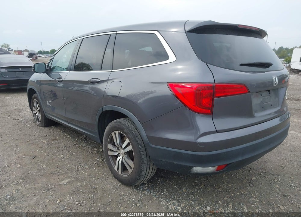 2018 HONDA PILOT VIN: 5FNYF6H67JB029754
