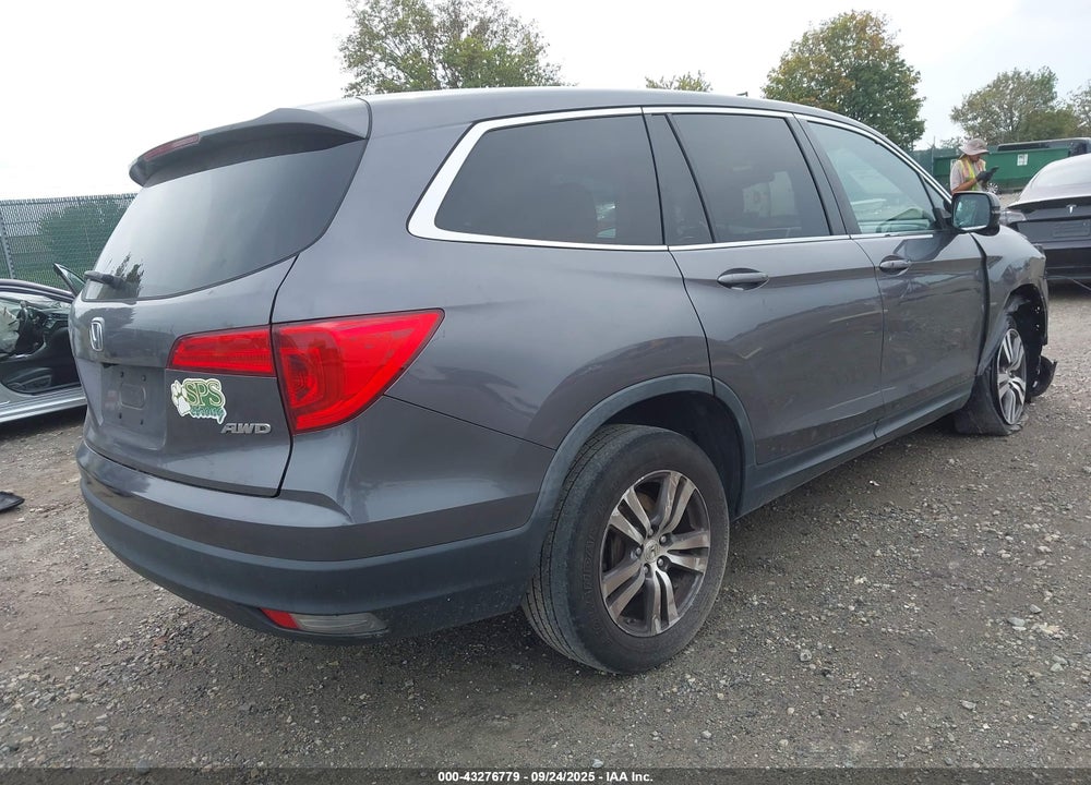 2018 HONDA PILOT VIN: 5FNYF6H67JB029754