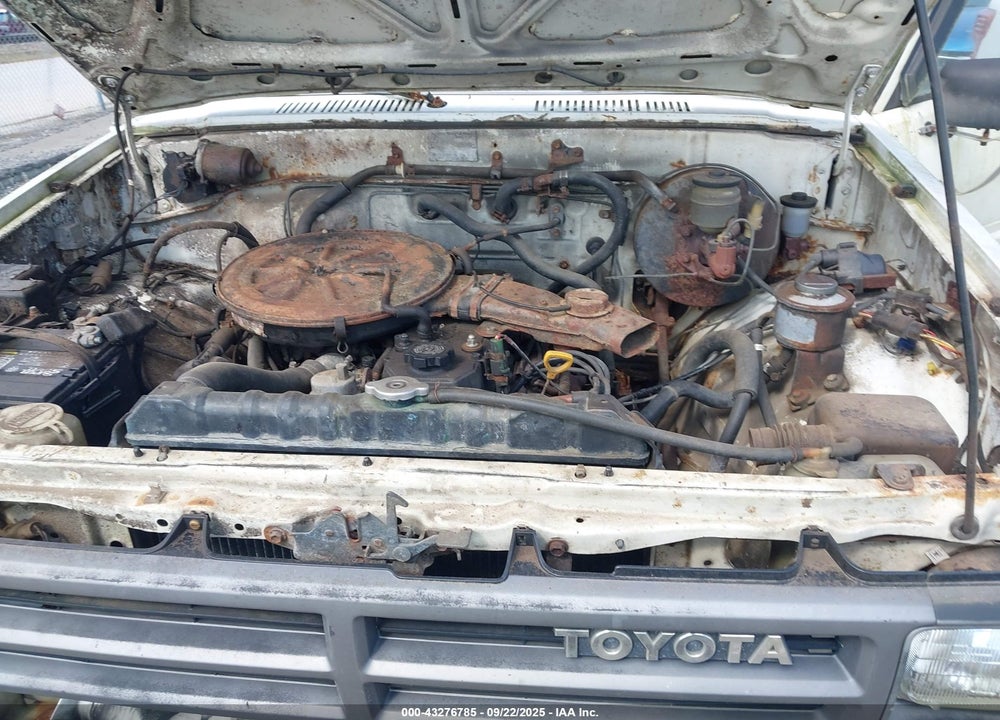 1987 TOYOTA PICKUP RN63 STD VIN: JT4RN63R5H0097617