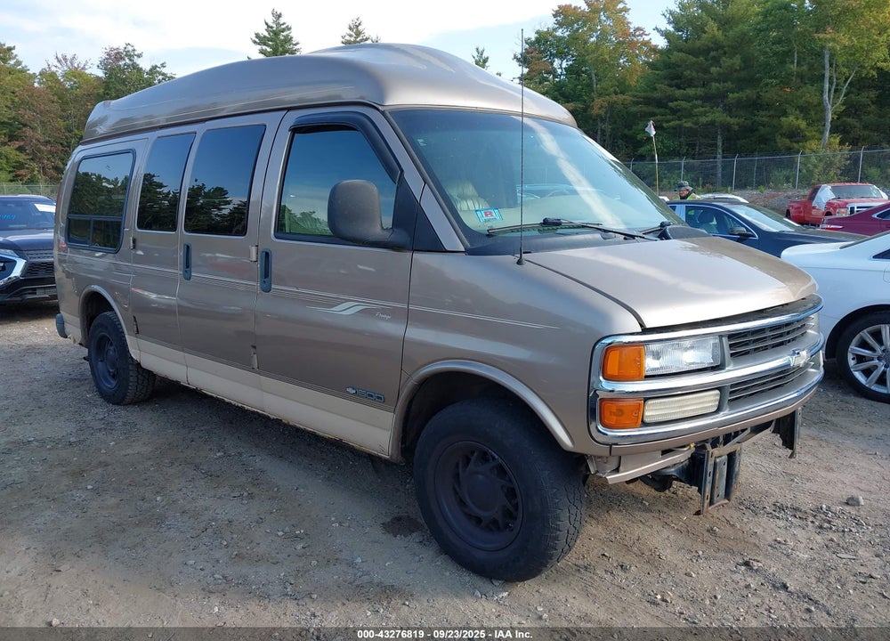 2001 CHEVROLET EXPRESS UPFITTER VIN: 1GBFG15R411115199