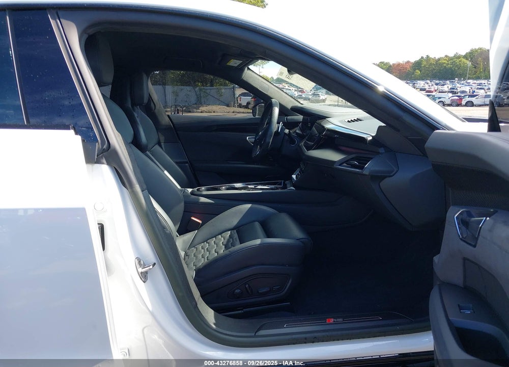 2023 AUDI RS E-TRON GT QUATTRO VIN: WAUBHBFW0P7901523