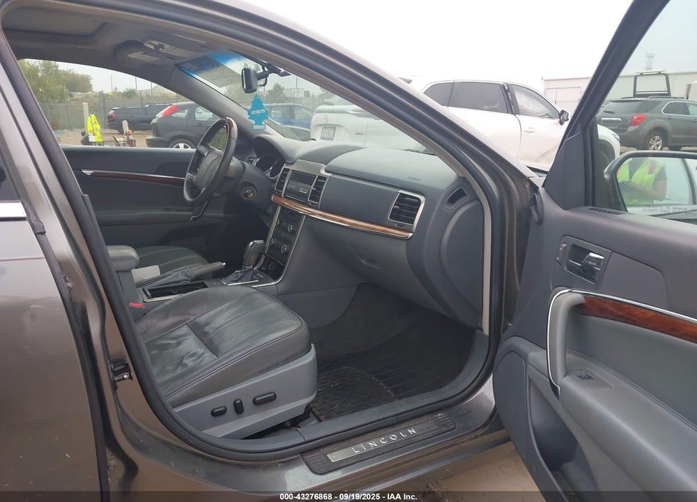 2010 LINCOLN MKZ VIN: 3LNHL2GC9AR751794