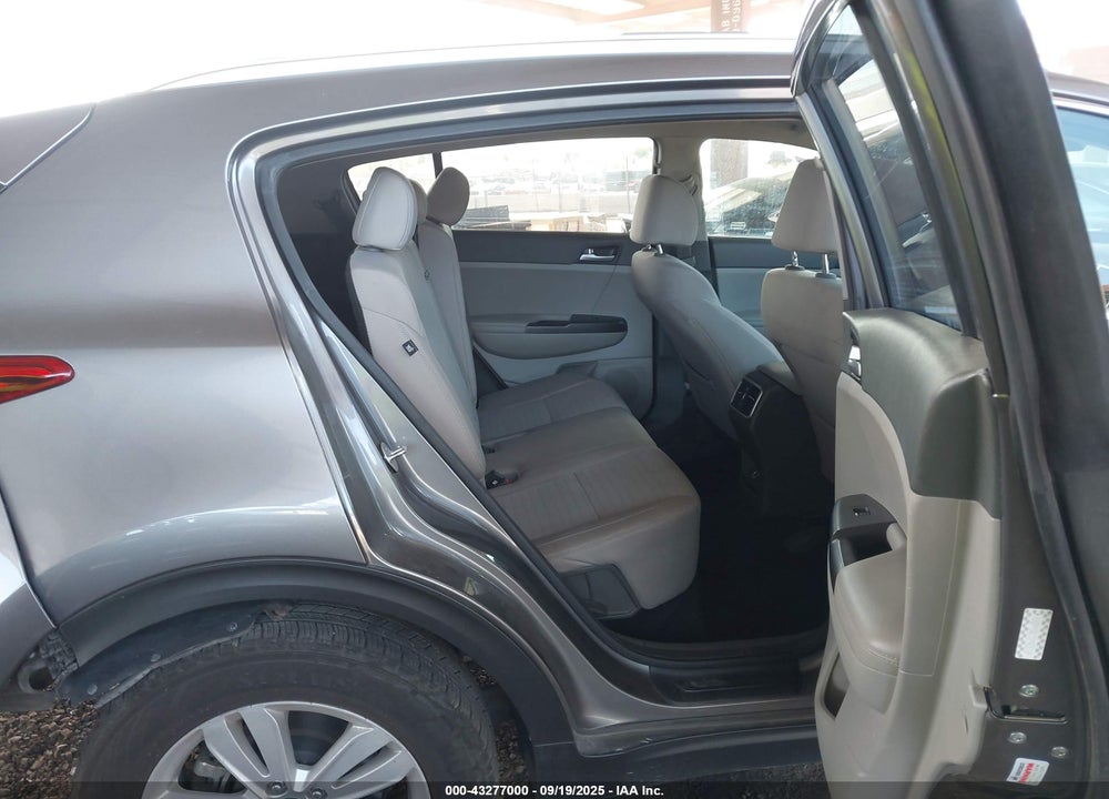 2018 KIA SPORTAGE VIN: KNDPM3AC7J7425169