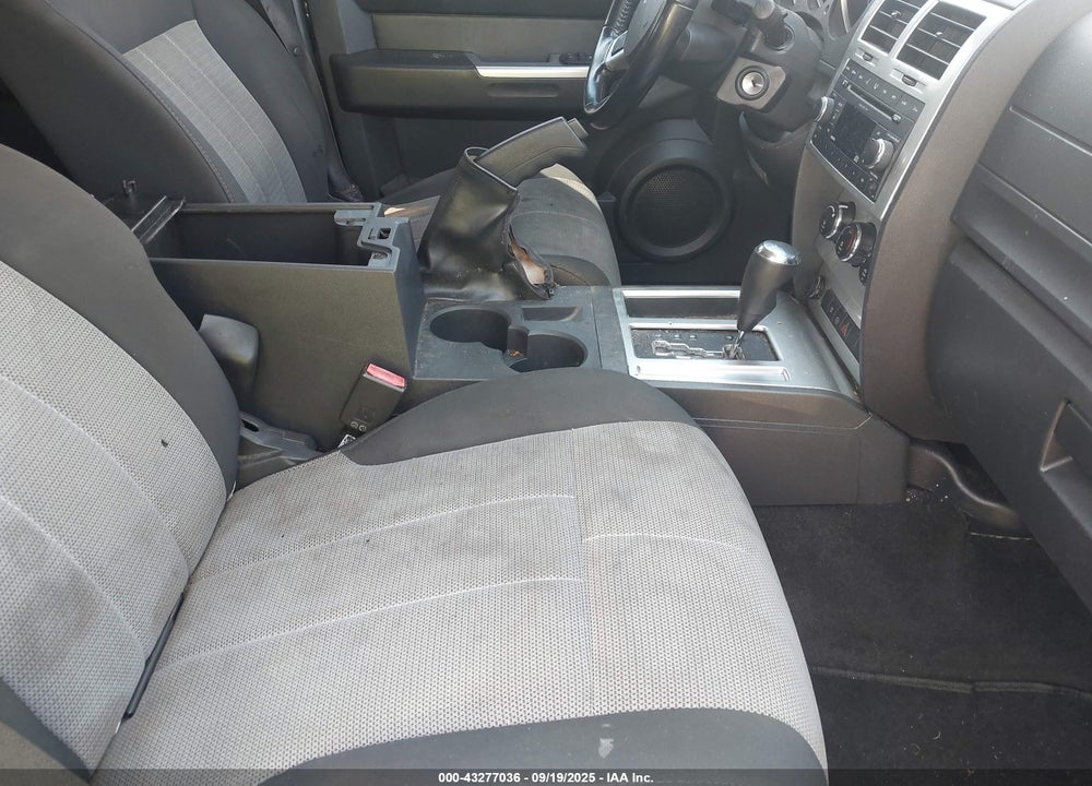 2007 DODGE NITRO SLT/RT VIN: 1D8GT58687W649260