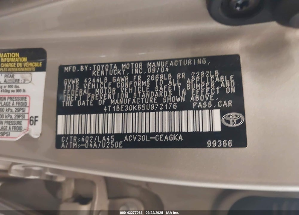 2005 TOYOTA CAMRY XLE VIN: 4T1BE30K65U972176