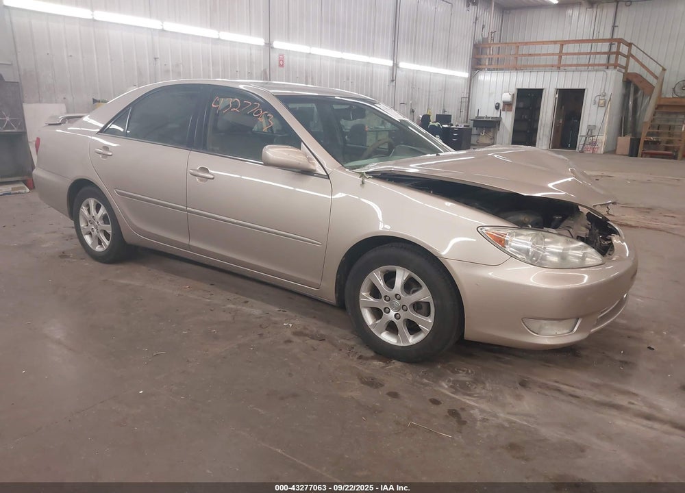 2005 TOYOTA CAMRY XLE VIN: 4T1BE30K65U972176