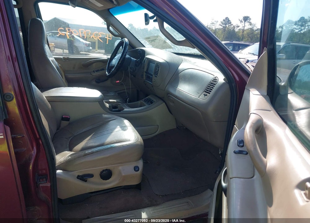 2000 FORD EXPEDITION EDDIE BAUER VIN: 1FMPU18LXYLB88653