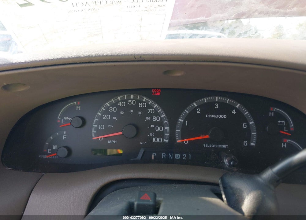 2000 FORD EXPEDITION EDDIE BAUER VIN: 1FMPU18LXYLB88653