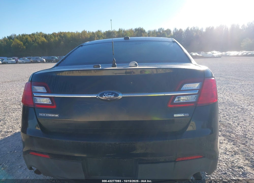 2015 FORD POLICE INTERCEPTOR VIN: 1FAHP2MK0FG153957