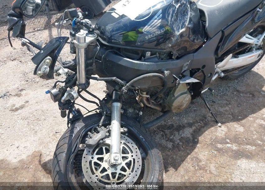 1999 HONDA CBR1100 XX VIN: JH2SC3505XM200196