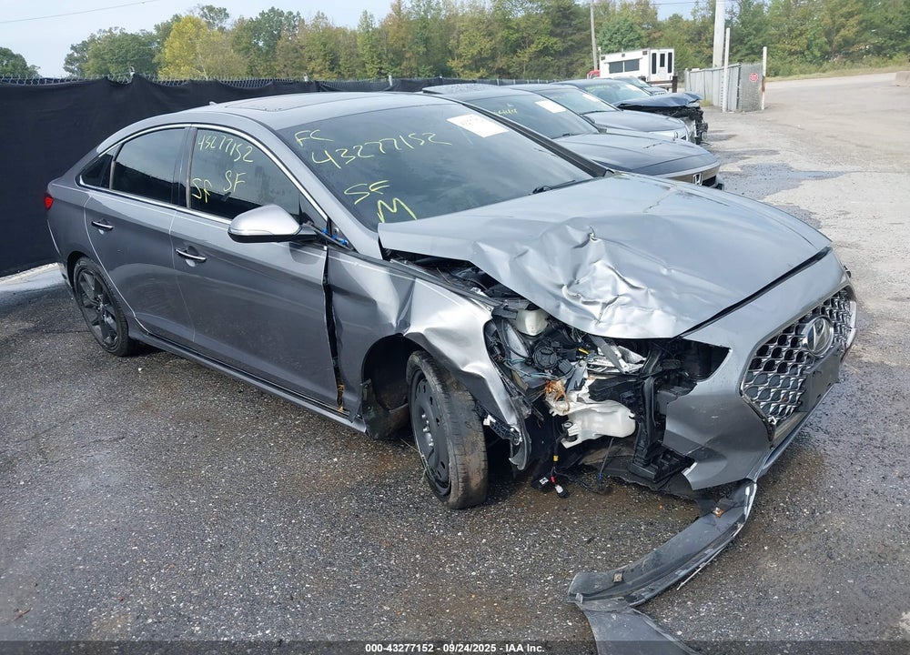 2018 HYUNDAI SONATA SPORT 2.0T VIN: 5NPE34AB7JH689589