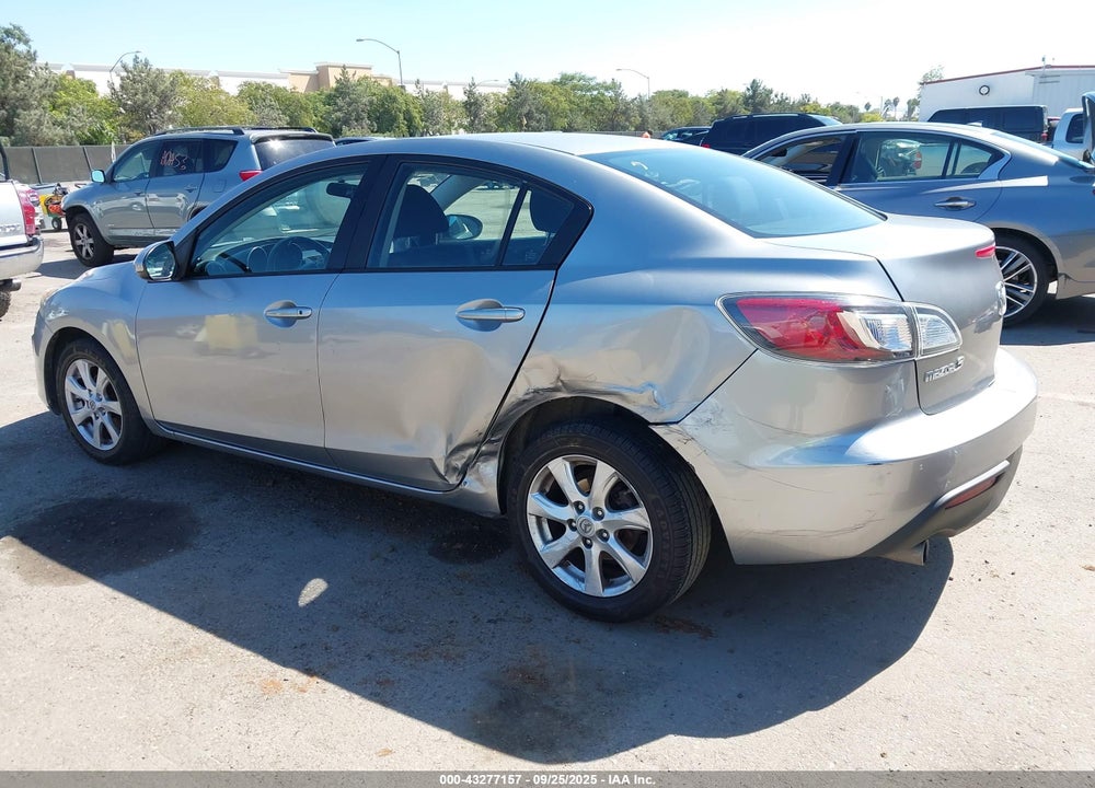 2011 MAZDA 3 VIN: JM1BL1VG5B1451868