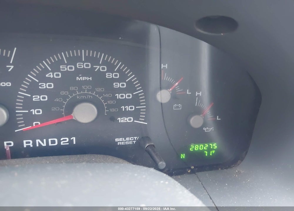 2004 FORD EXPEDITION NBX/XLT VIN: 1FMFU16LX4LA82213