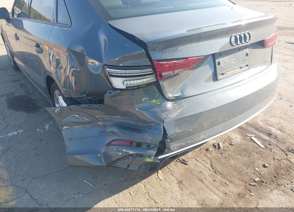 2018 AUDI A3 VIN: WAUAUGFF1J1045969
