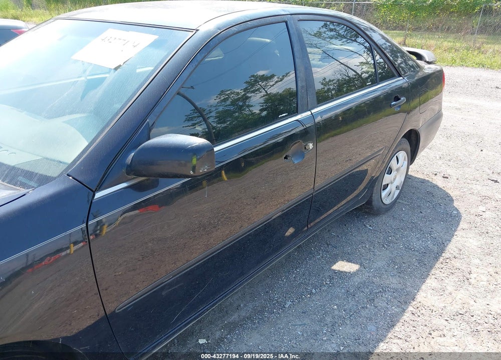 2002 TOYOTA CAMRY LE VIN: 4T1BE32KX2U062765