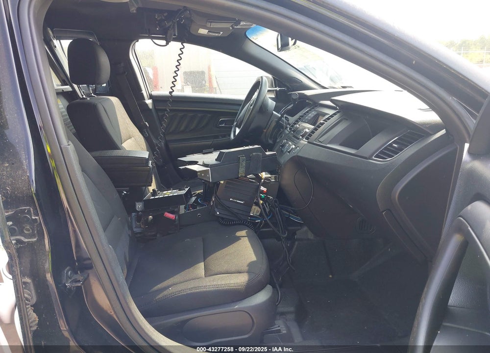 2015 FORD POLICE INTERCEPTOR UTILITY VIN: 1FAHP2MK9FG159580