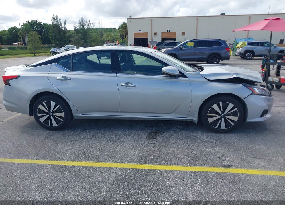 2022 NISSAN ALTIMA SL INTELLIGENT AWD VIN: 1N4BL4EW0NN420975