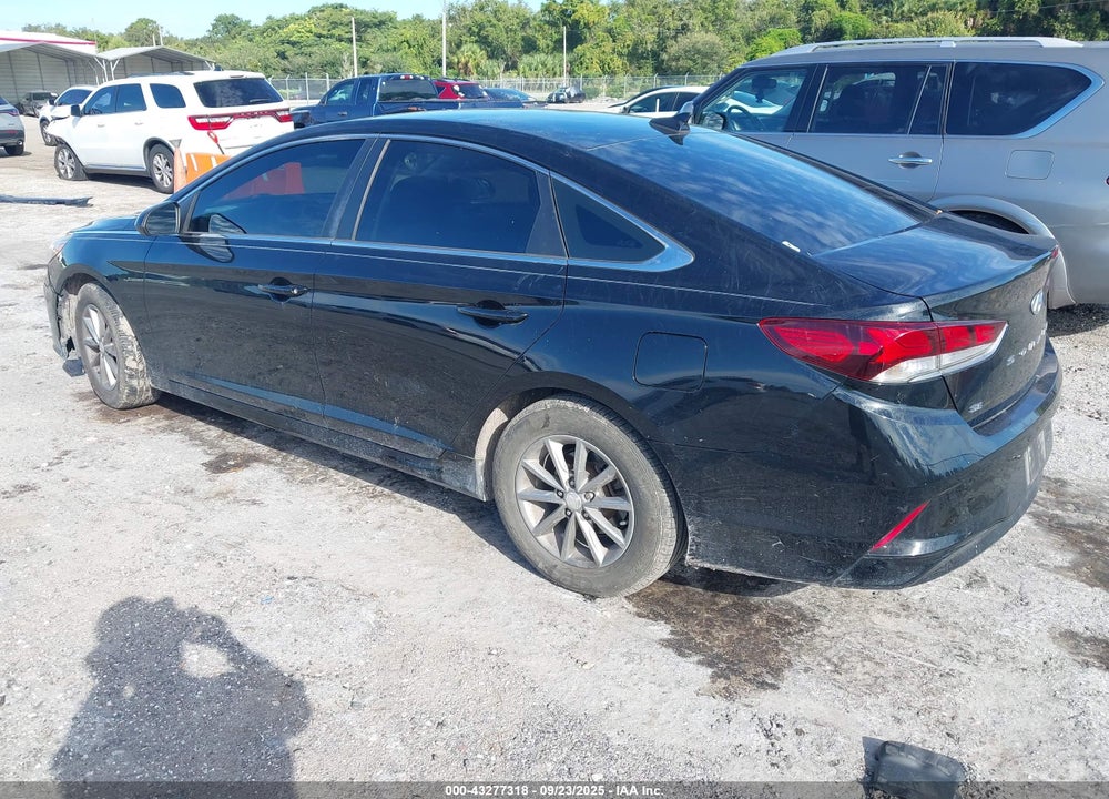 2019 HYUNDAI SONATA VIN: 5NPE24AF3KH748404