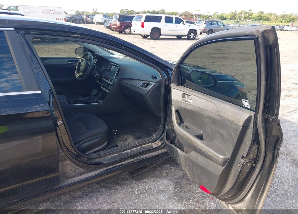 2019 HYUNDAI SONATA VIN: 5NPE24AF3KH748404