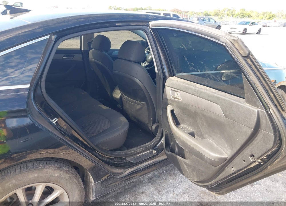 2019 HYUNDAI SONATA VIN: 5NPE24AF3KH748404