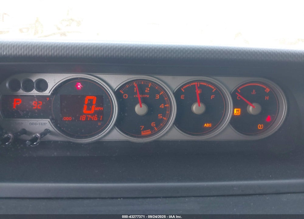 2008 SCION XB VIN: JTLKE50E081031617