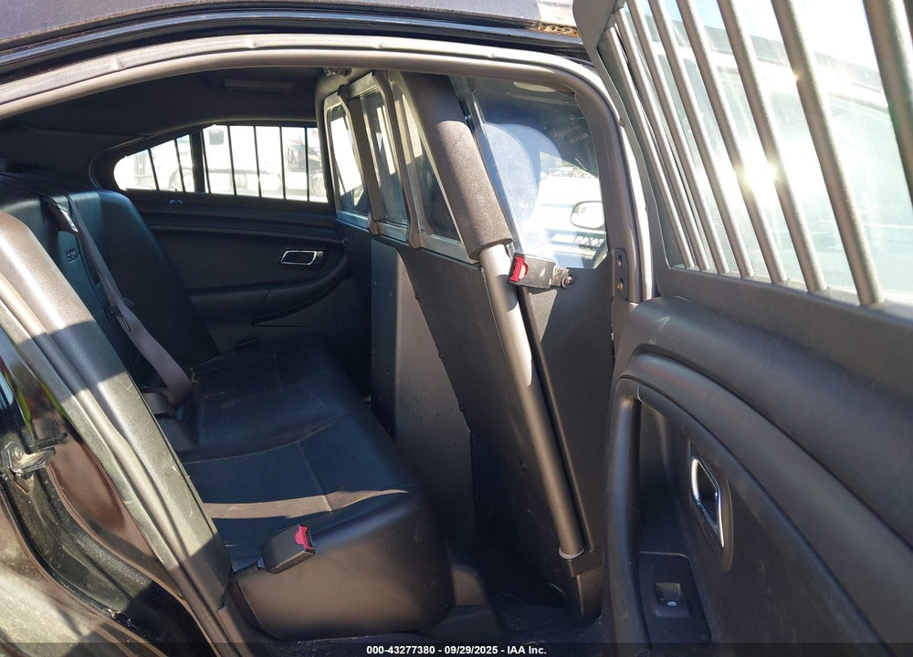 2015 FORD POLICE INTERCEPTOR VIN: 1FAHP2MK2FG159582