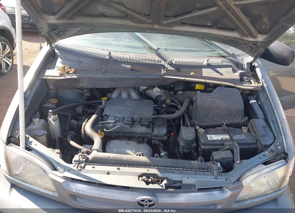 2000 TOYOTA SIENNA LE VIN: 4T3ZF13C7YU296546