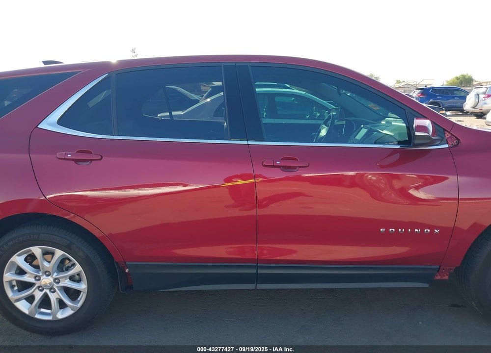 2018 CHEVROLET EQUINOX LT VIN: 2GNAXJEV0J6140088