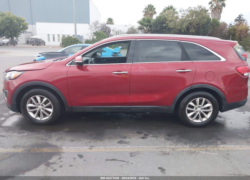 2016 KIA SORENTO 3.3L LX VIN: 5XYPG4A53GG159174