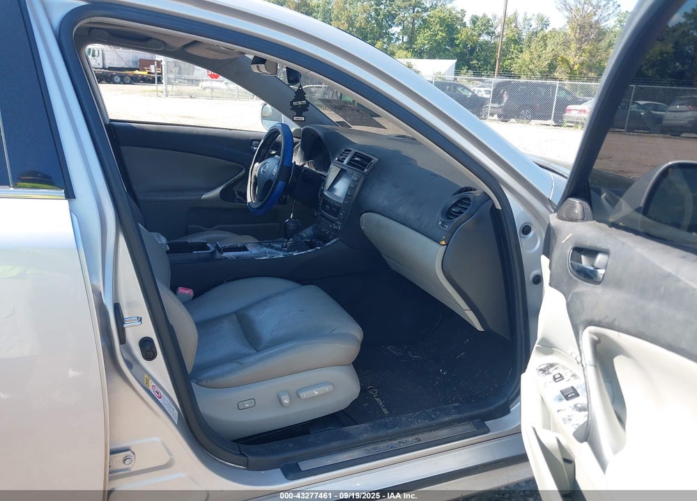 2006 LEXUS IS 350 VIN: JTHBE262665004613