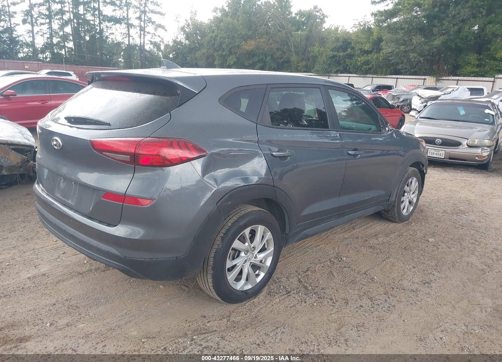 2019 HYUNDAI TUCSON VIN: KM8J23A42KU923802