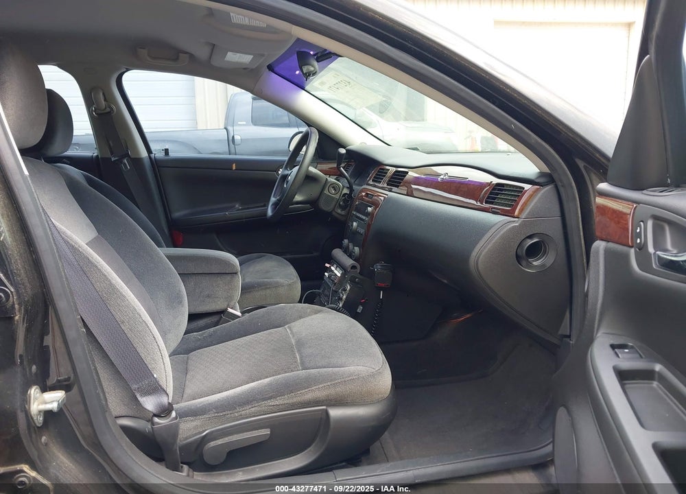 2011 CHEVROLET IMPALA LS VIN: 2G1WF5EK1B1123404