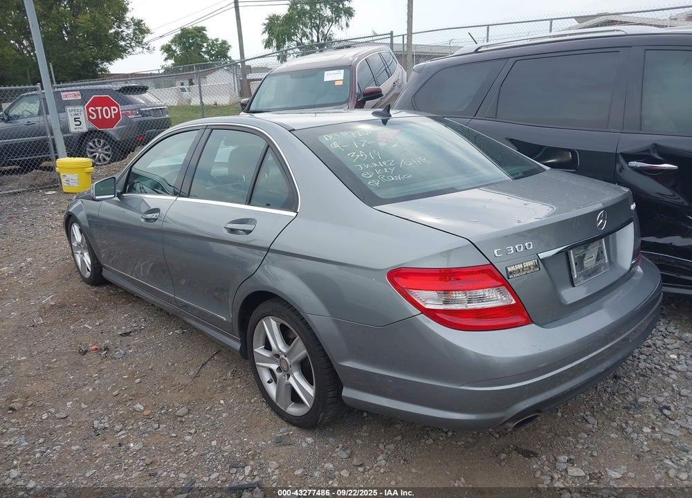2010 MERCEDES-BENZ C CLASS VIN: WDDGF8BB5AF453514