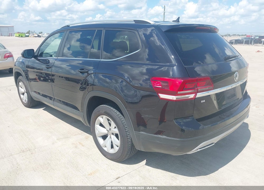 2018 VOLKSWAGEN ATLAS VIN: 1V2CR2CA2JC567294