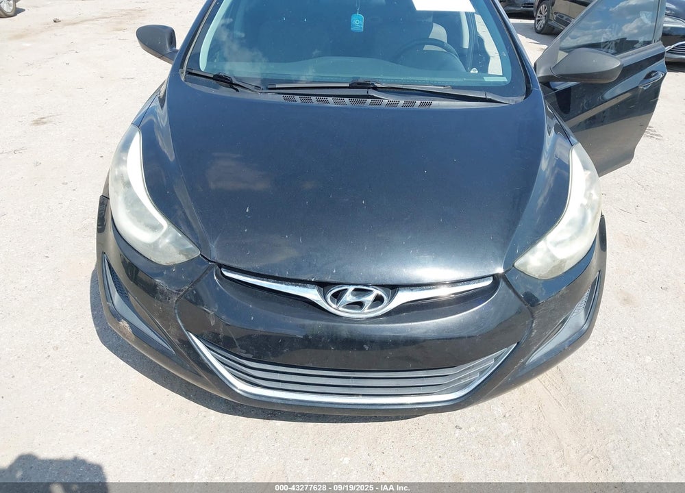 2016 HYUNDAI ELANTRA VIN: 5NPDH4AE1GH666518