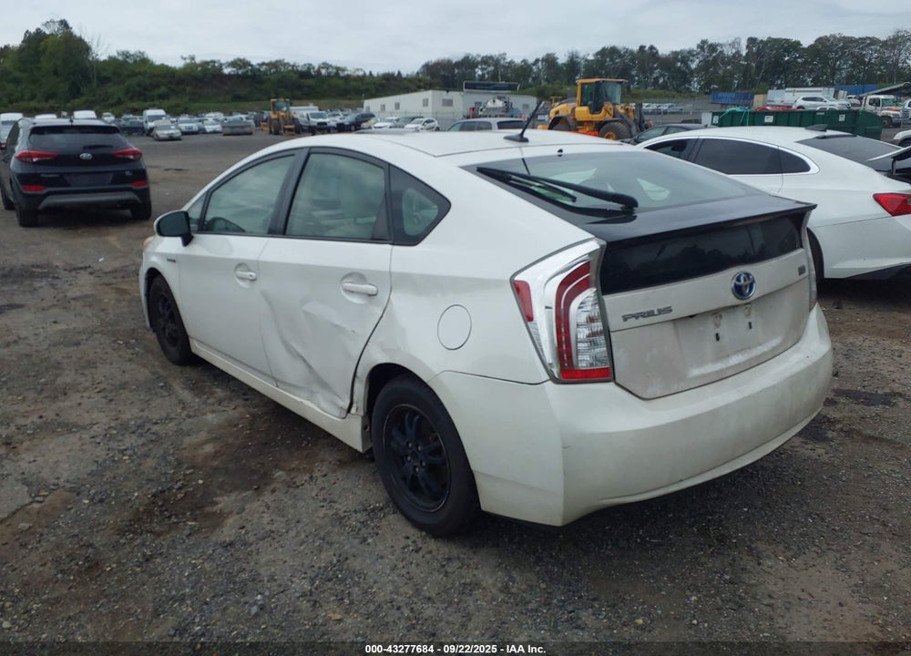 2013 TOYOTA PRIUS VIN: JTDKN3DU2D5594155